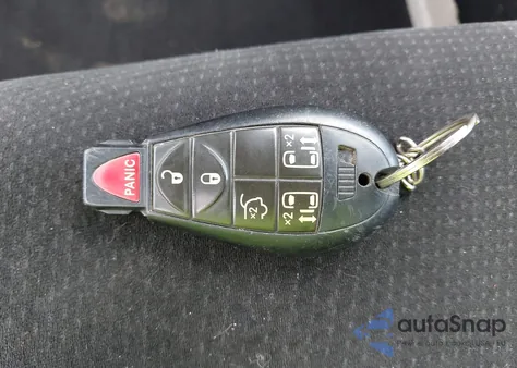 2013 Dodge Grand Caravan Sxt from USA, damaged, VIN 2C4RDGCG1DR636290